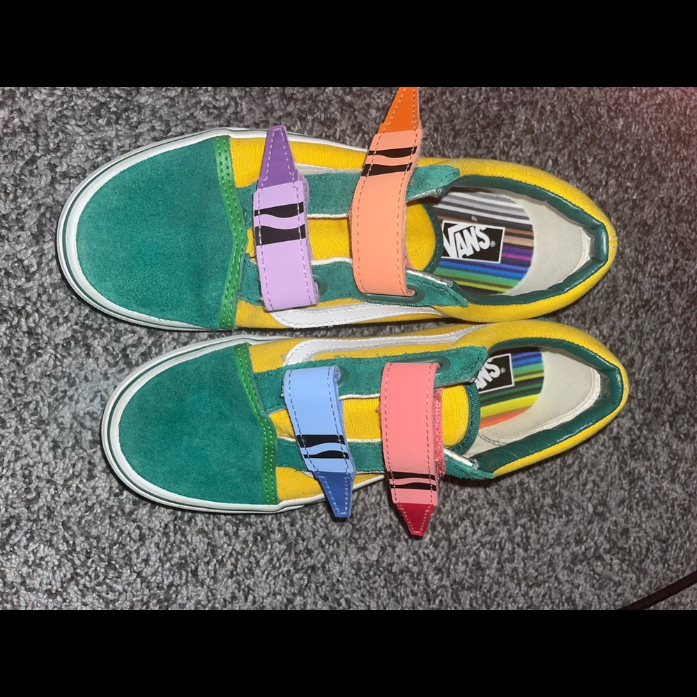 VANS X CRAYOLA collab